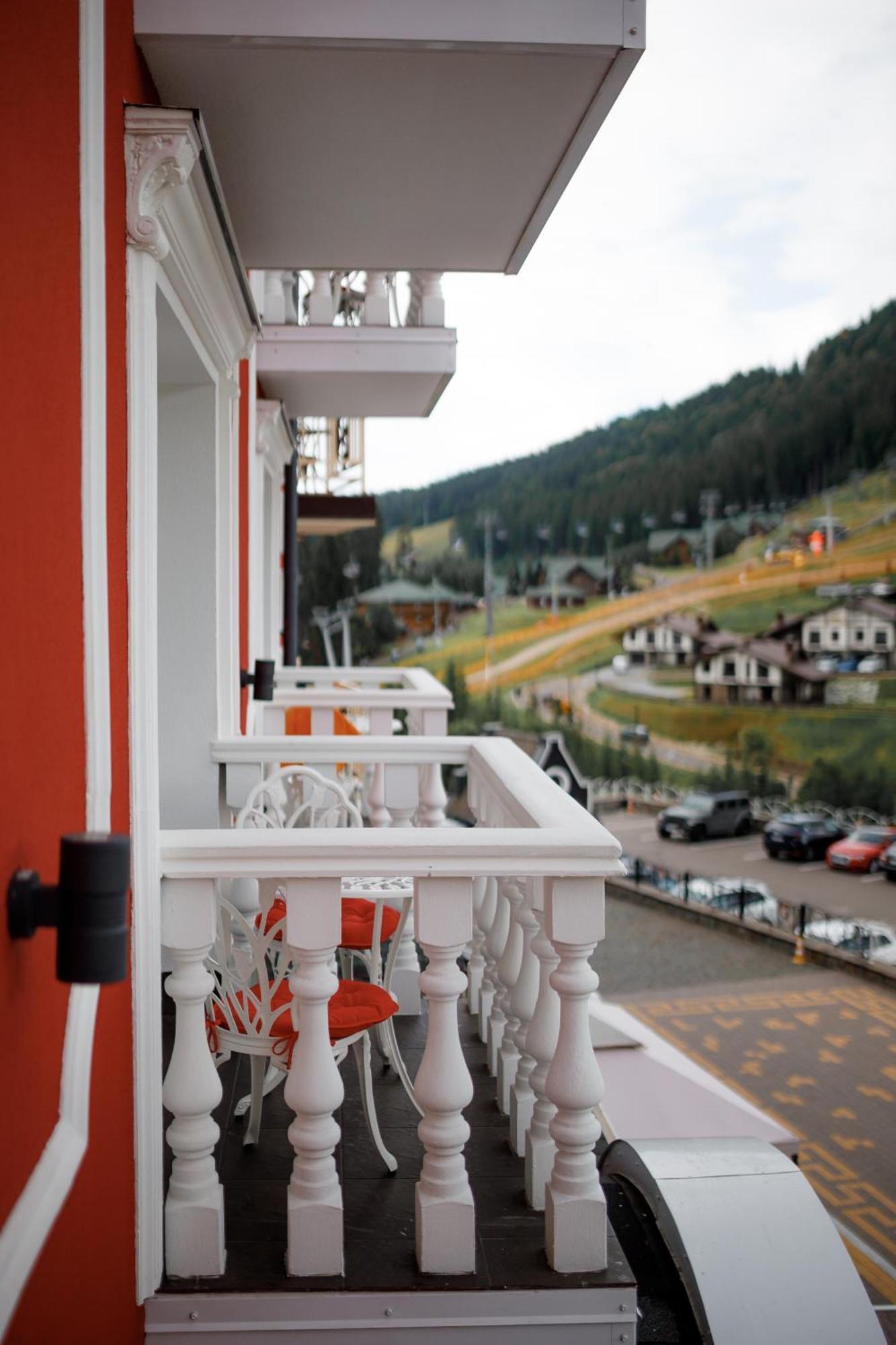 Chevalier Hotel & Spa Bukovel Eksteriør bilde